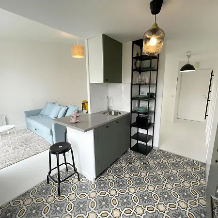 Apartment Tea&chill - White Bubble - 7 Min From Metro *